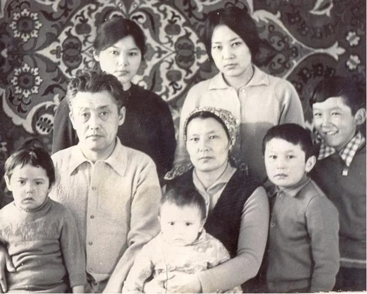Ислямовтар отбасы, 1972 жыл
